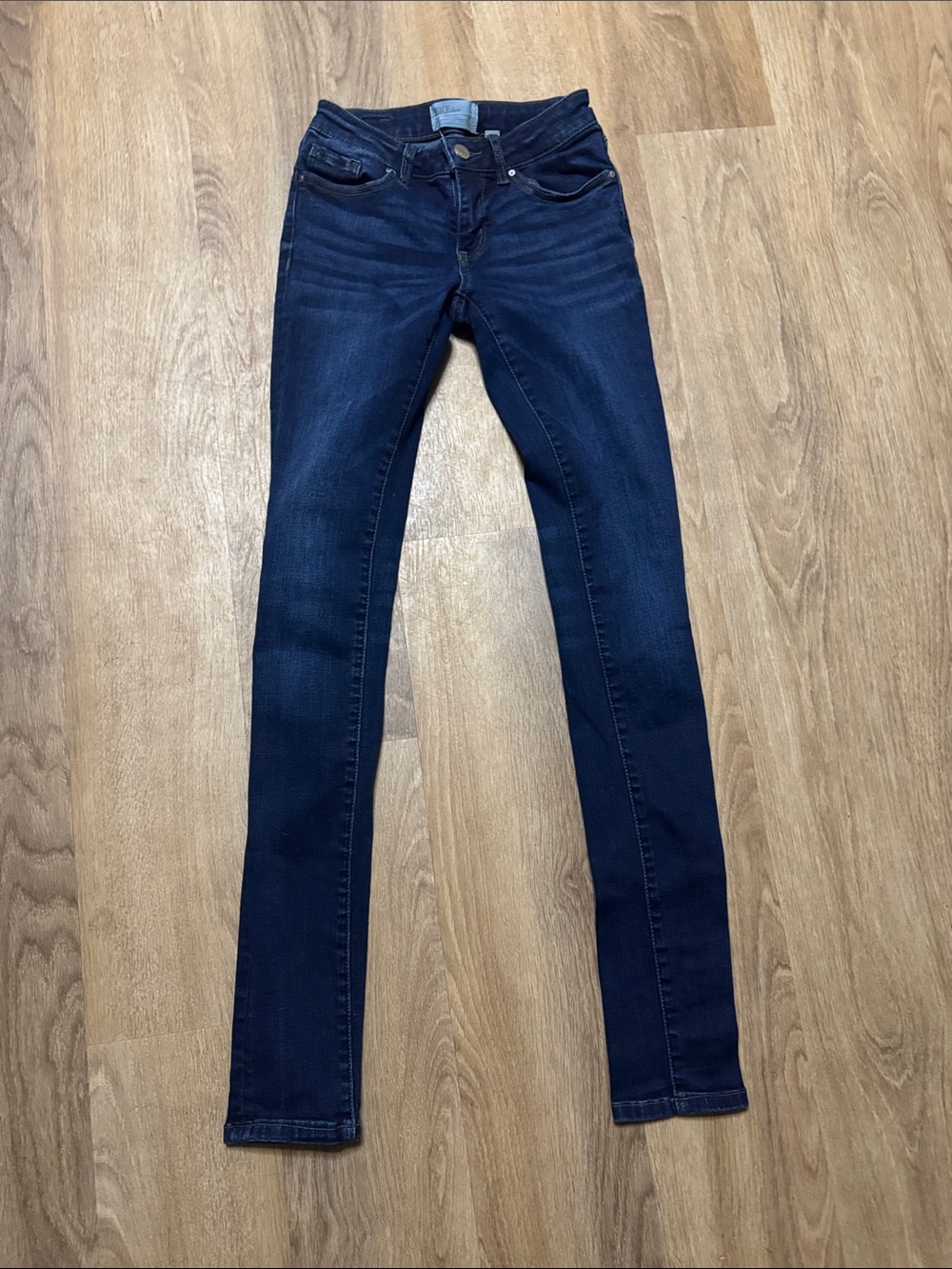 BKE Women's Dark Indigo Skinny Jeans size 24R in excellent condition